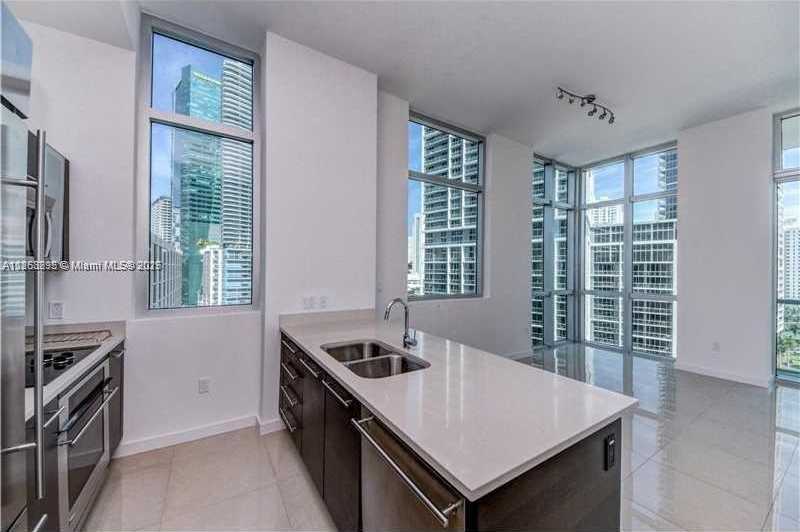 Small Image of 500 BRICKELL AVE #1101, Miami Number 4