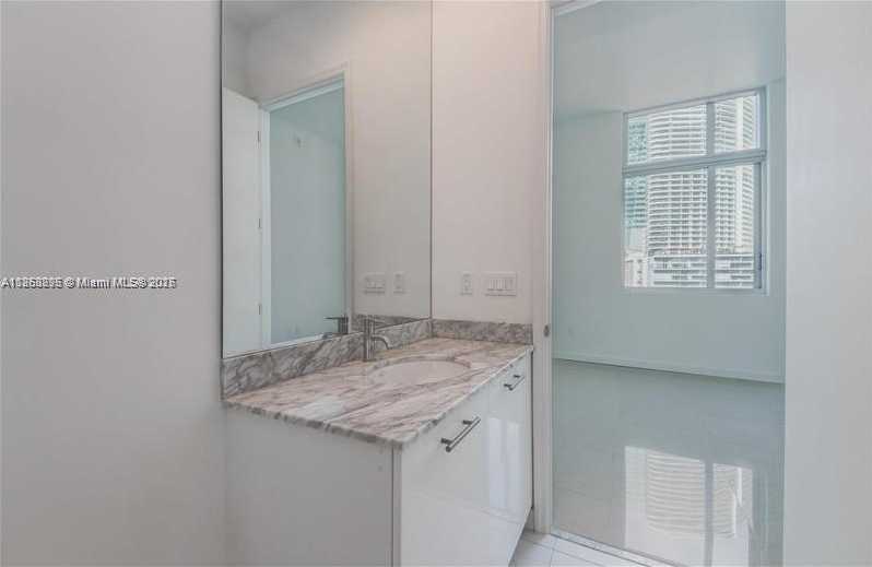 Small Image of 500 BRICKELL AVE #1101, Miami Number 5