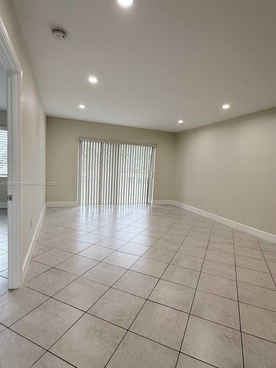 Small Image of 7701 CAMINO REAL #A217, Miami Number 6