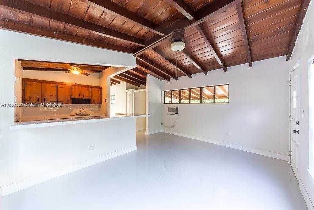 Small Image of North Miami Beach Number 4