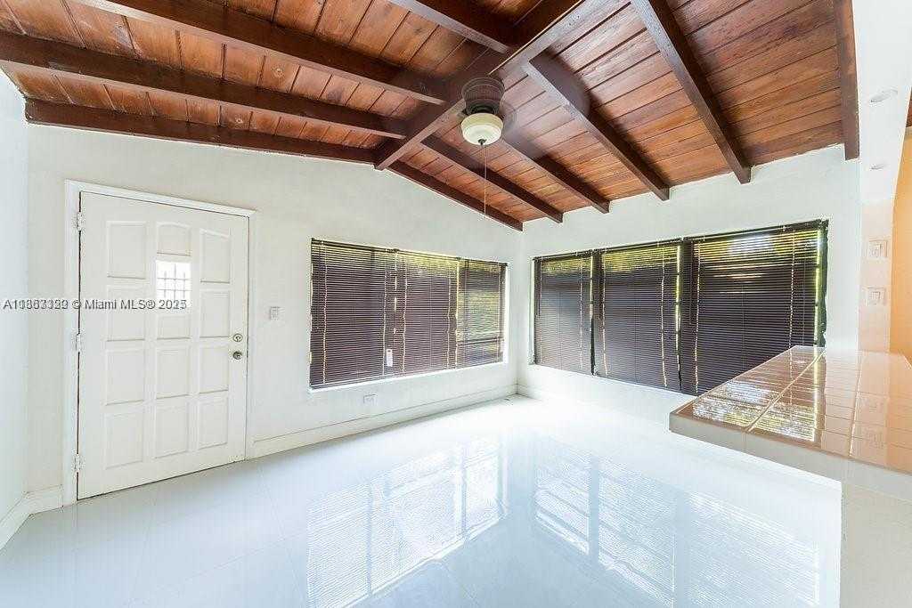 Small Image of North Miami Beach Number 6