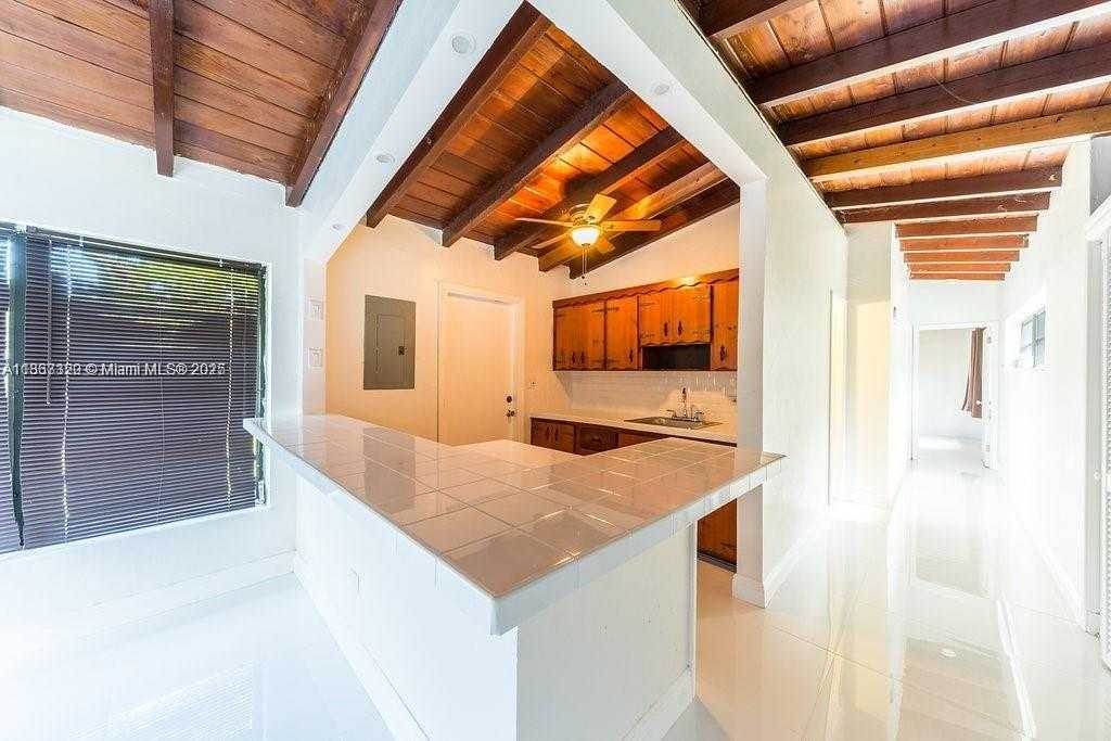 Small Image of North Miami Beach Number 7