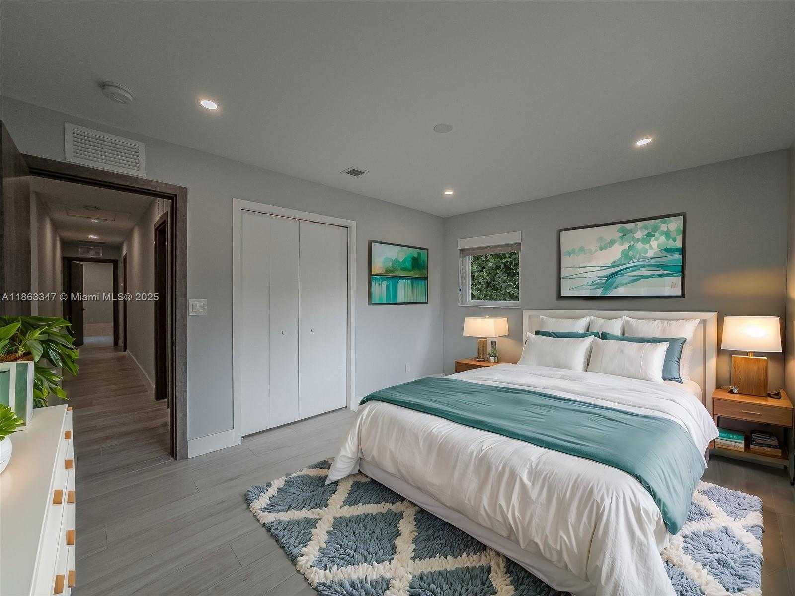 Small Image of 20405 NORTH EAST 22ND PL, Miami Number 7