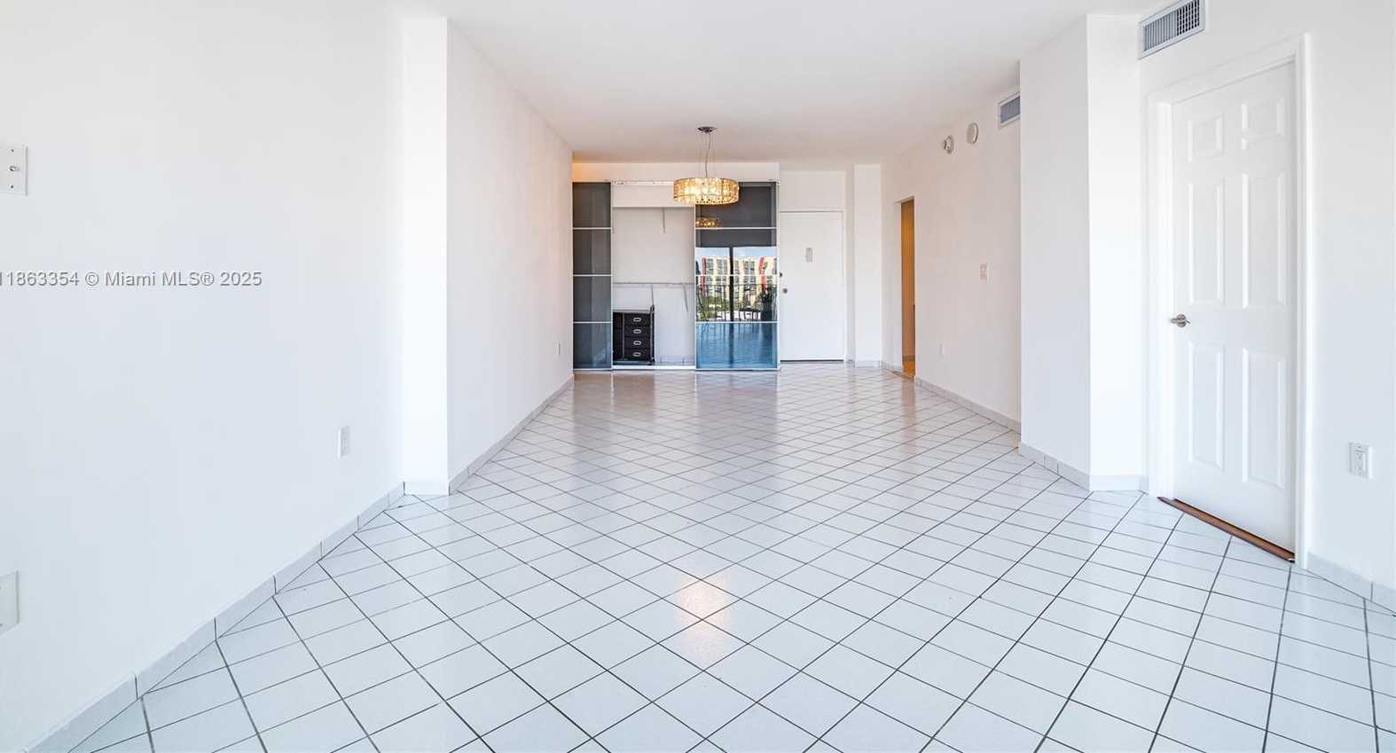 Small Image of 500 BAYVIEW DR #1227, Sunny Isles Beach Number 24