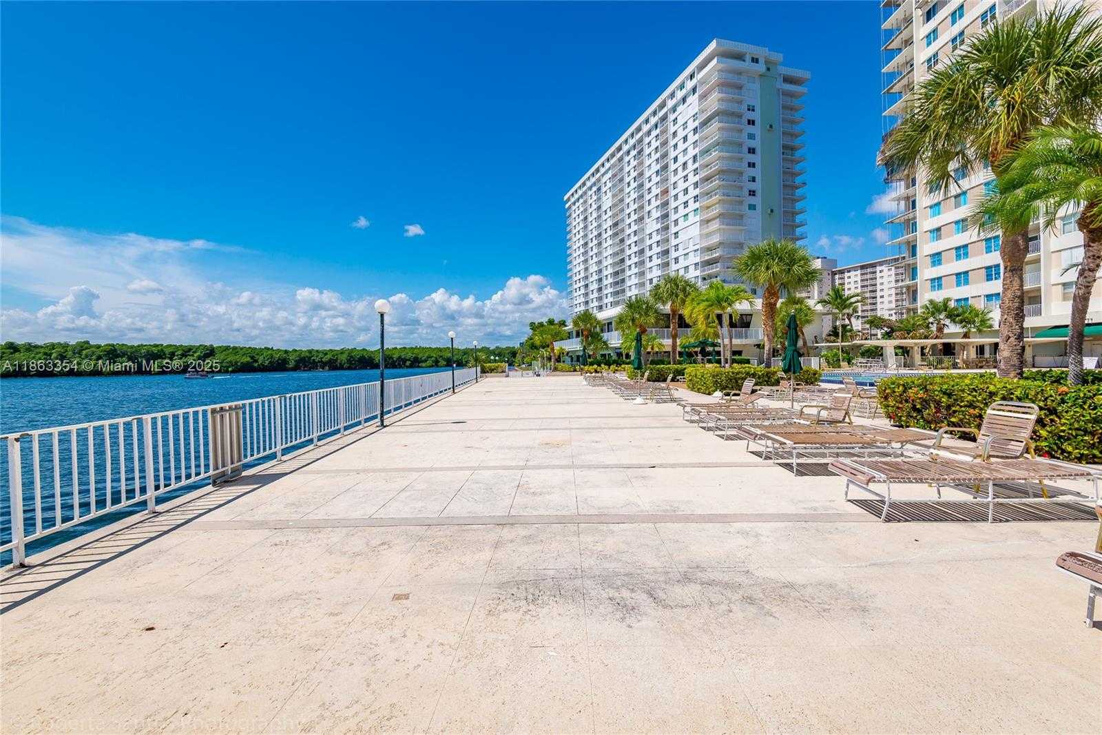 Small Image of 500 BAYVIEW DR #1227, Sunny Isles Beach Number 32