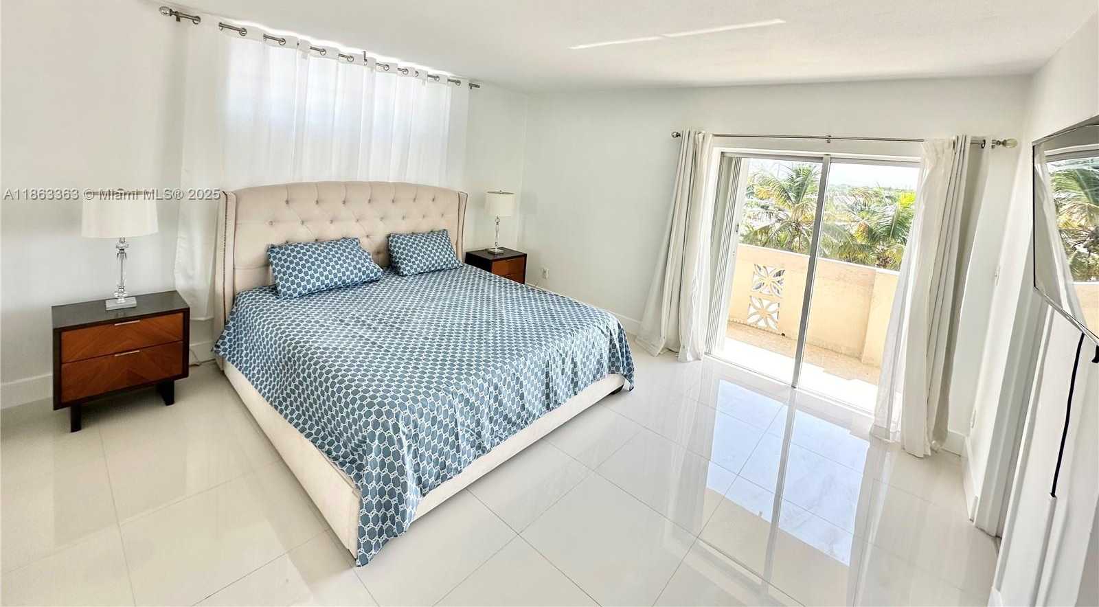 Small Image of 8400 BYRON AVE #5D, Miami Beach Number 14
