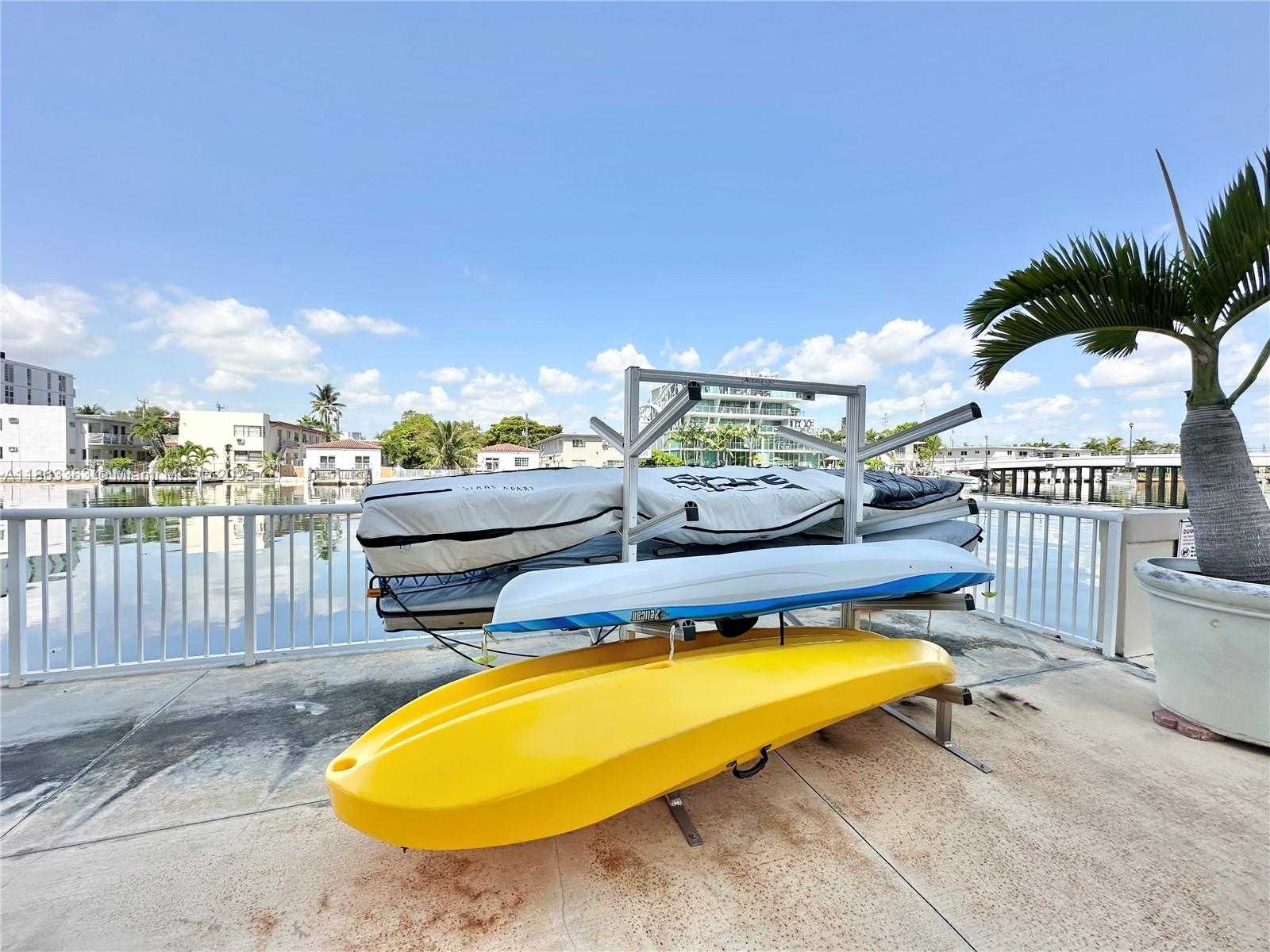 Small Image of 8400 BYRON AVE #5D, Miami Beach Number 19