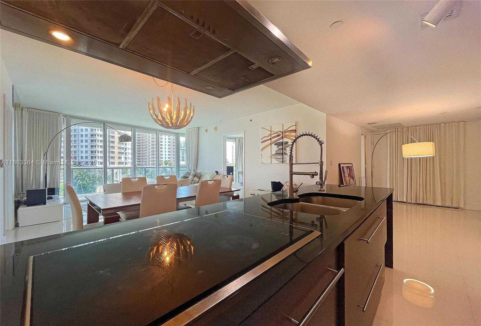 Small Image of 495 BRICKELL AVE #520, Miami Number 12