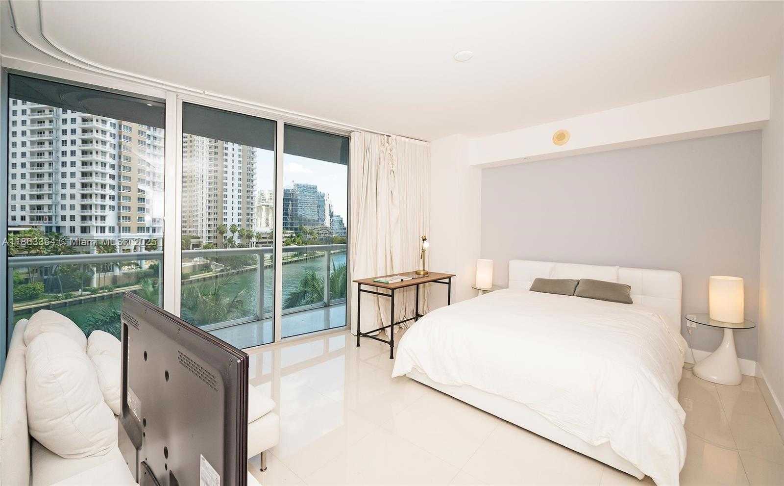 Small Image of 495 BRICKELL AVE #520, Miami Number 14