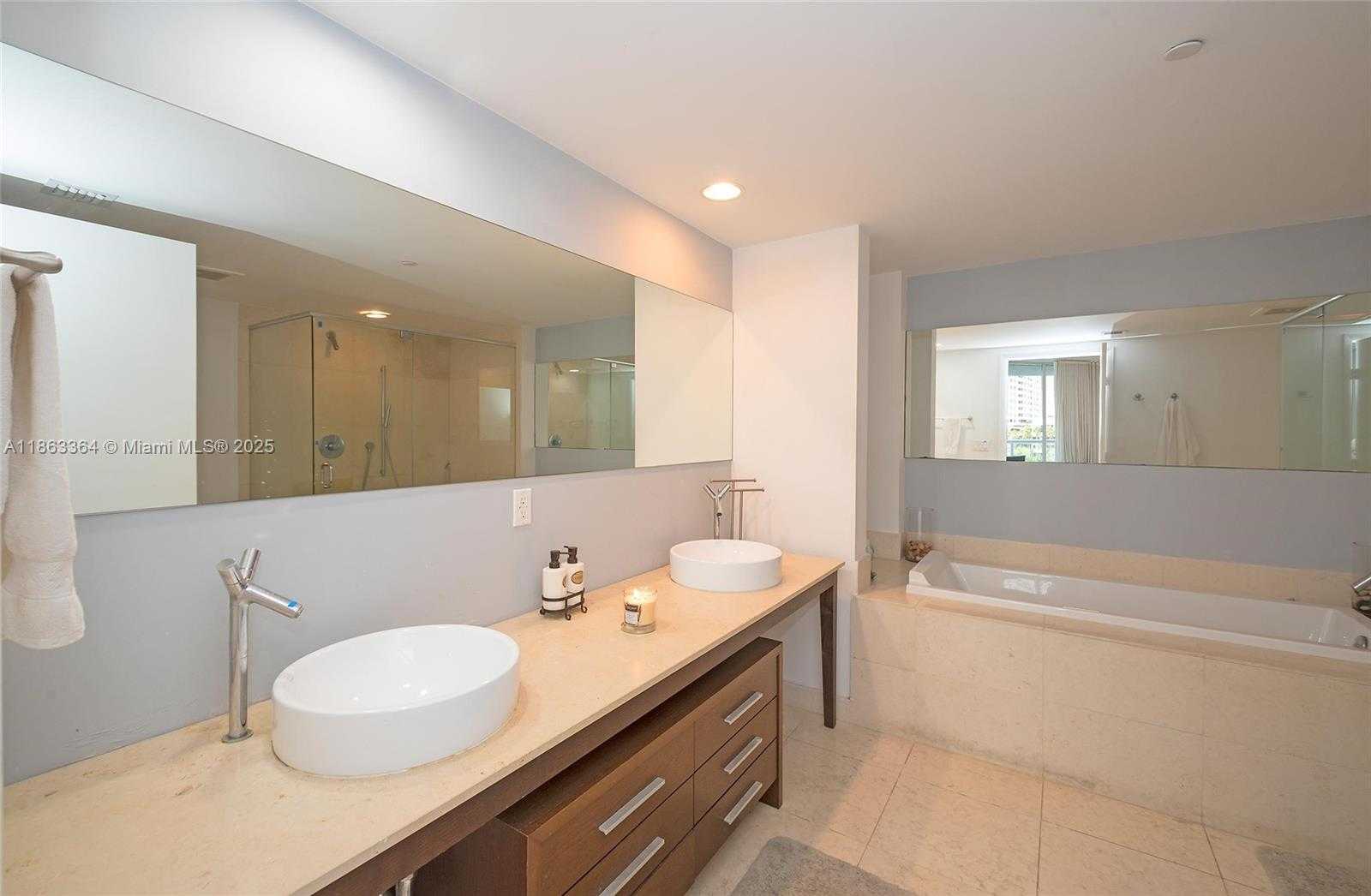 Small Image of 495 BRICKELL AVE #520, Miami Number 24