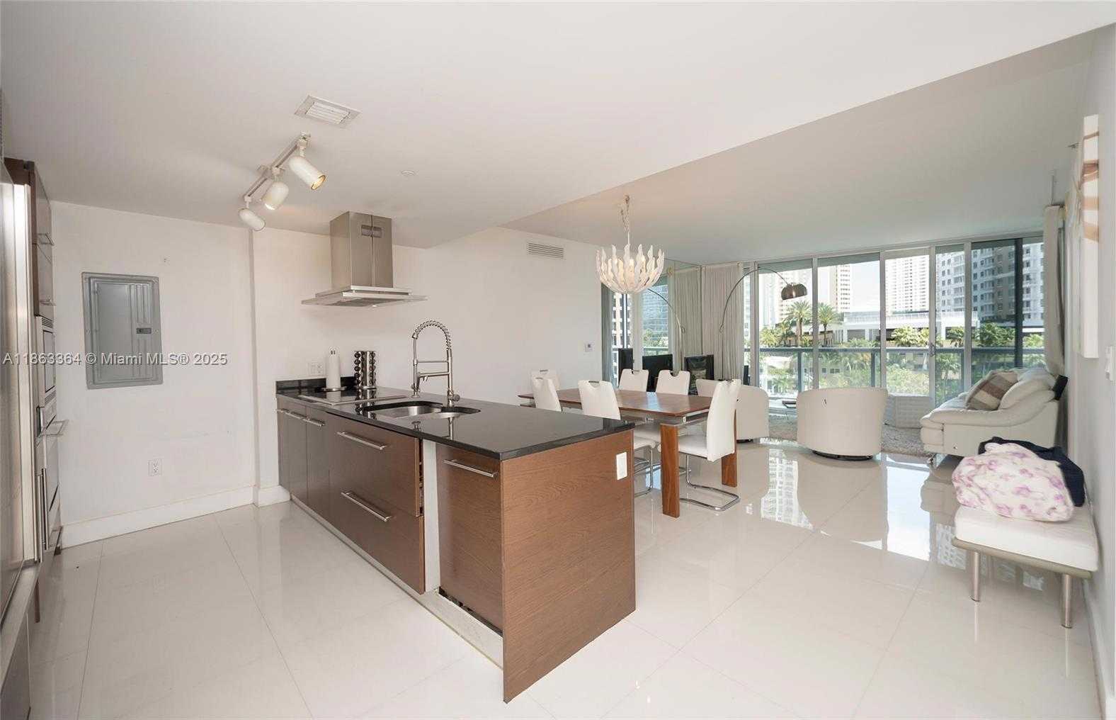 Small Image of 495 BRICKELL AVE #520, Miami Number 8
