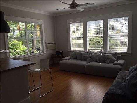 Small Image of 1611 MICHIGAN AVE #19, Miami Beach Number 3