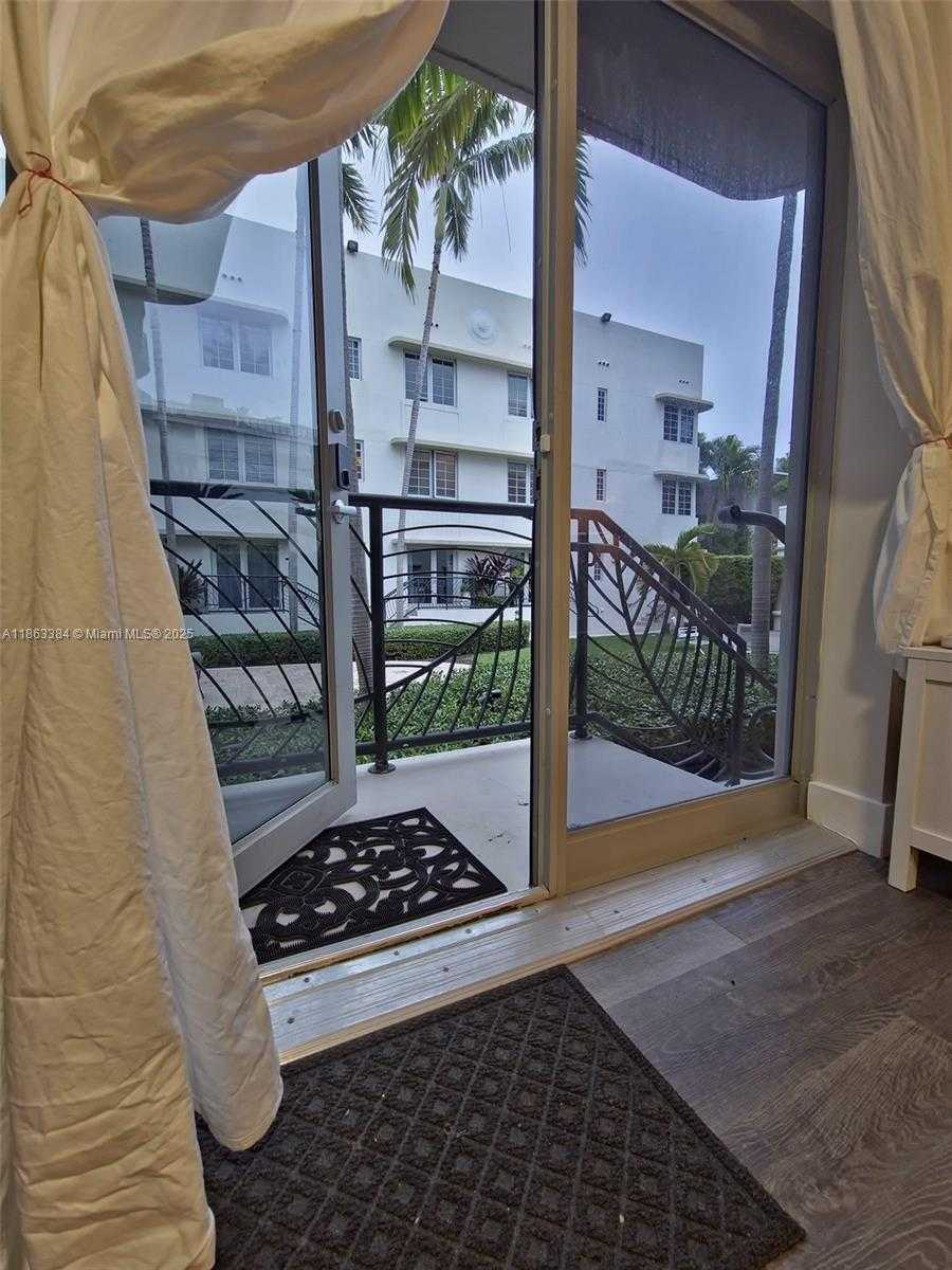 Small Image of 435 21ST ST #111, Miami Beach Number 4