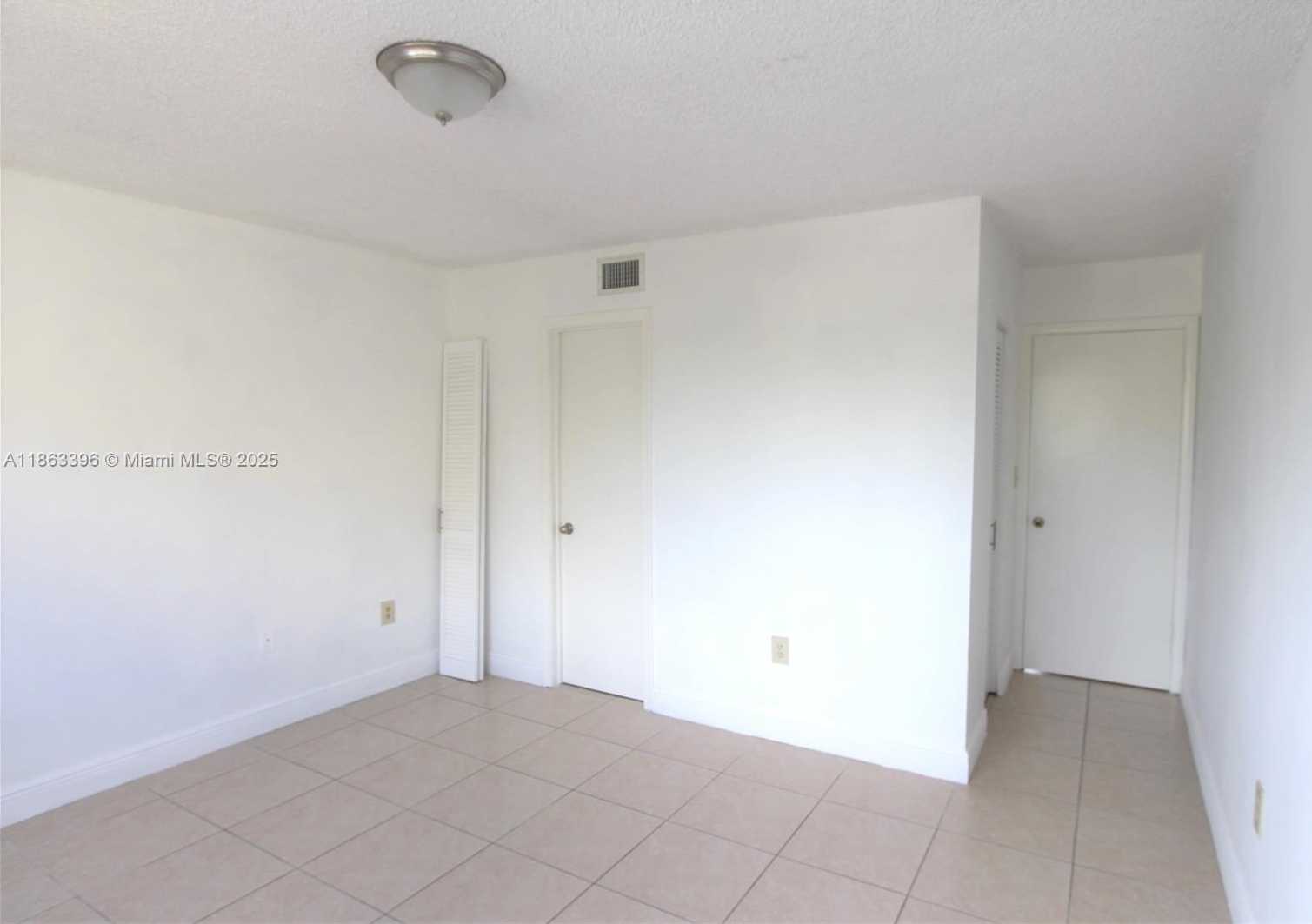Small Image of 2750 WEST 76TH ST #210, Hialeah Number 20