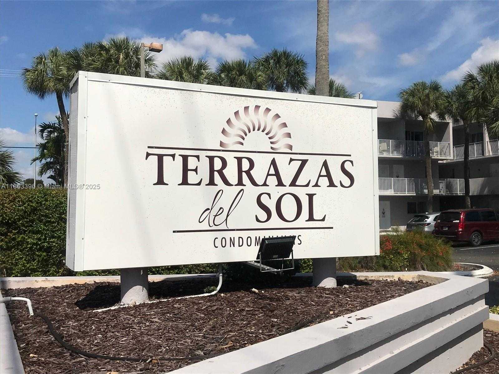 Small Image of 2750 WEST 76TH ST #210, Hialeah Number 26