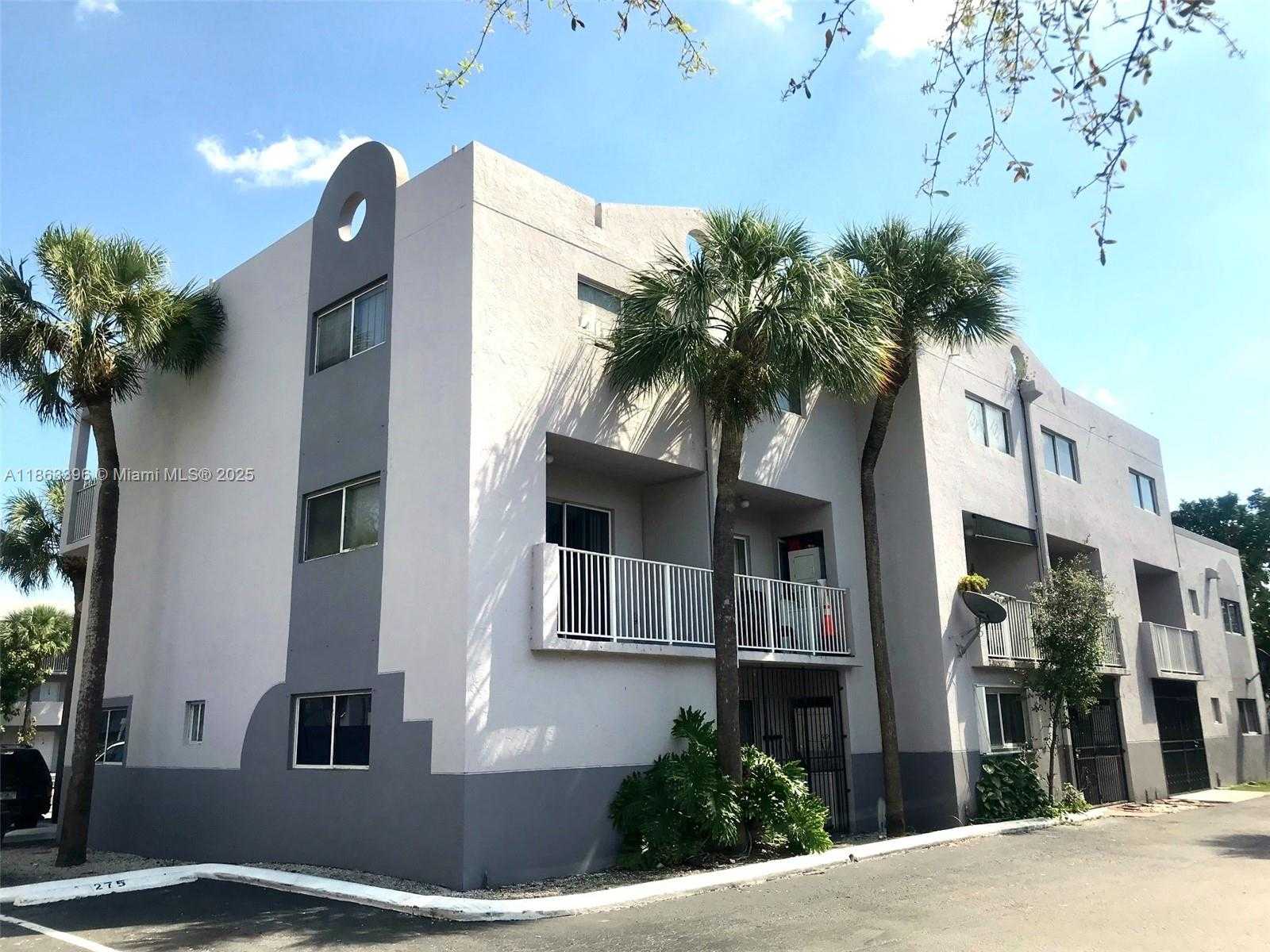 Small Image of 2750 WEST 76TH ST #210, Hialeah Number 29