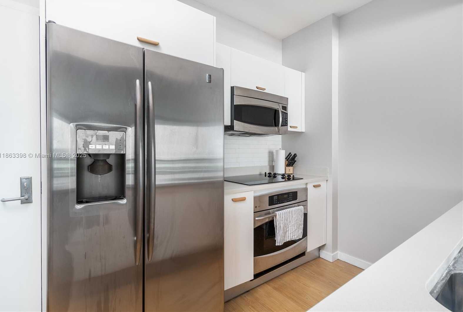 Small Image of 333 NORTH EAST 24TH ST #1505, Miami Number 9