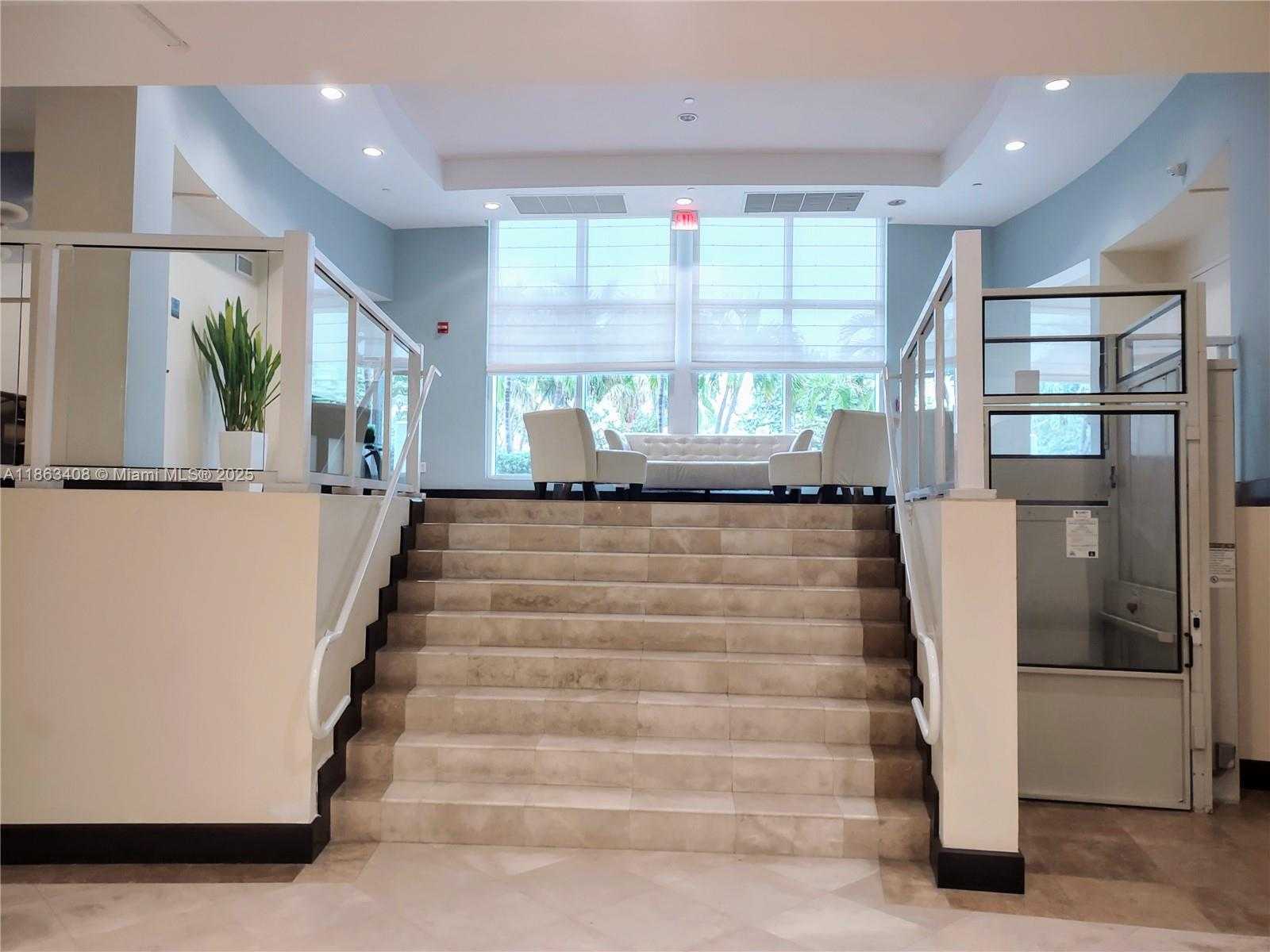 Small Image of 7600 COLLINS AVE #416, Miami Beach Number 20