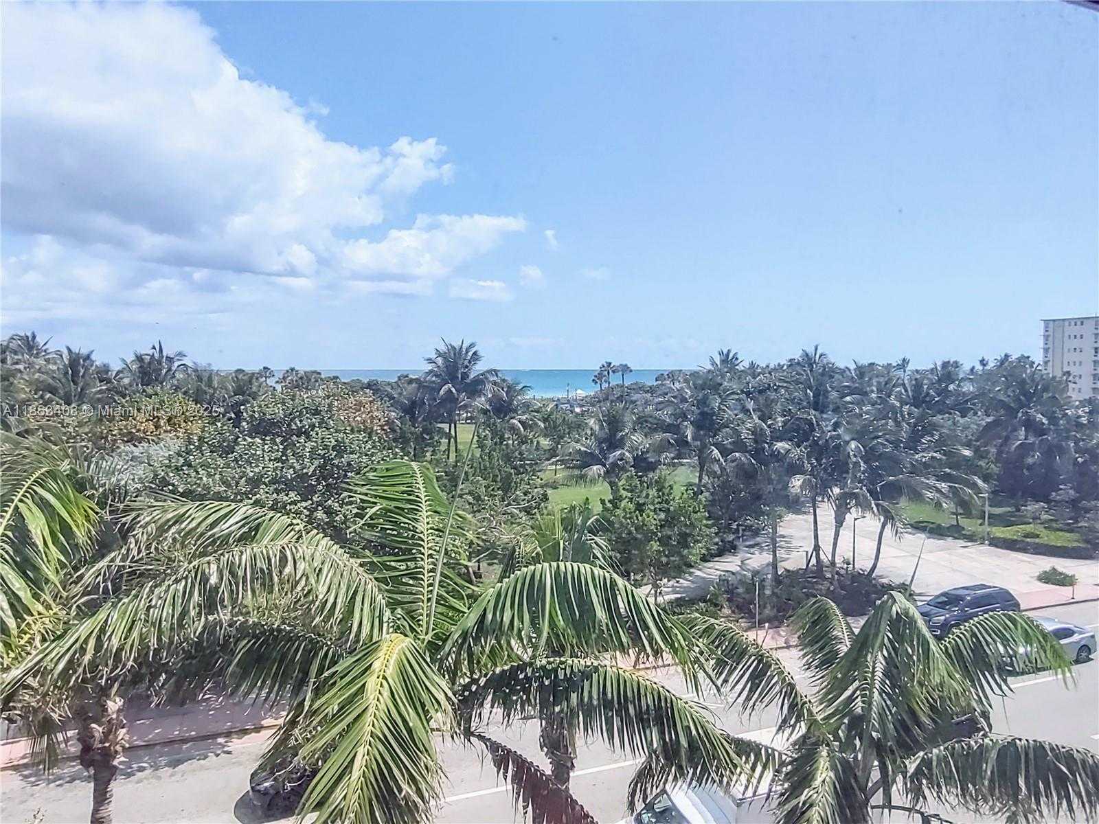 Small Image of 7600 COLLINS AVE #416, Miami Beach Number 28