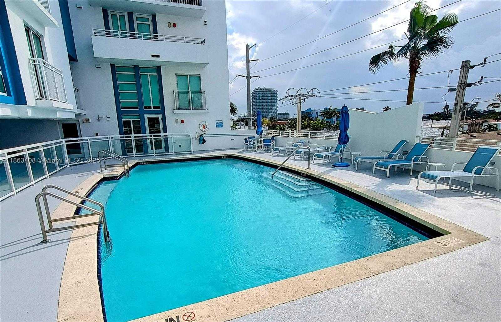 Small Image of 7600 COLLINS AVE #416, Miami Beach Number 34