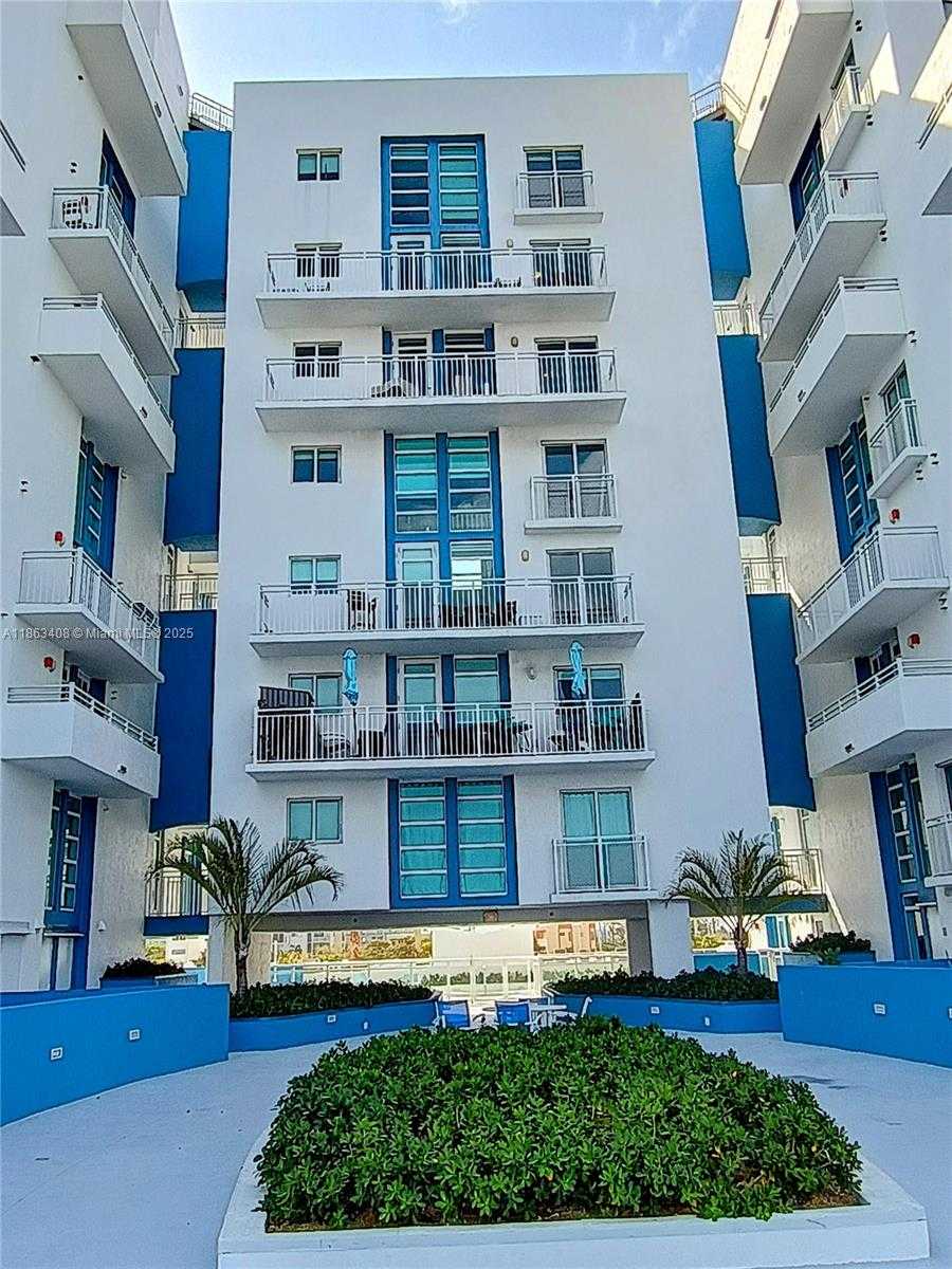 Small Image of 7600 COLLINS AVE #416, Miami Beach Number 36