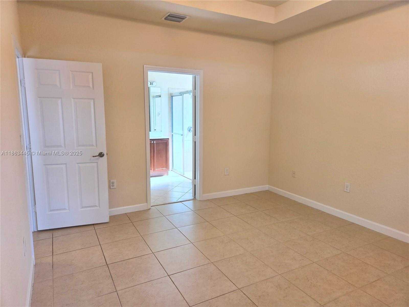 Small Image of 2274 NORTH EAST 3RD CT, Homestead Number 21