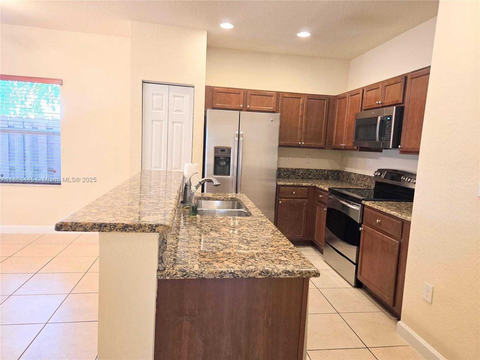 Small Image of 2274 NORTH EAST 3RD CT, Homestead Number 9