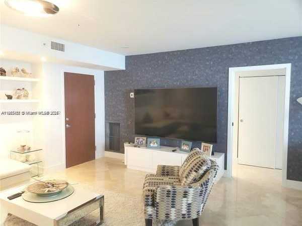 Small Image of 6365 COLLINS AVE #1402, Miami Beach Number 8
