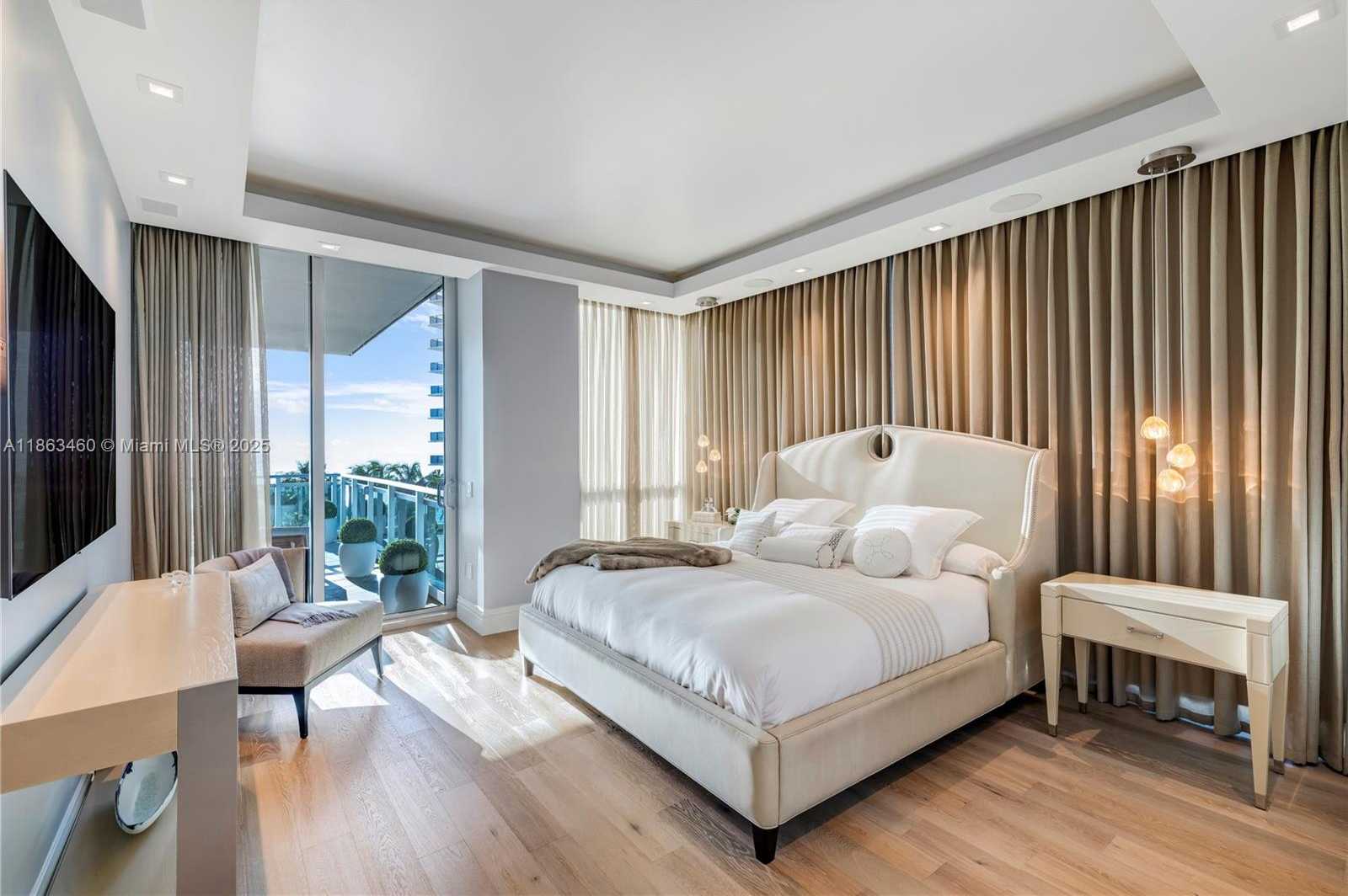 Small Image of 10295 COLLINS AVE #301, Bal Harbour Number 14