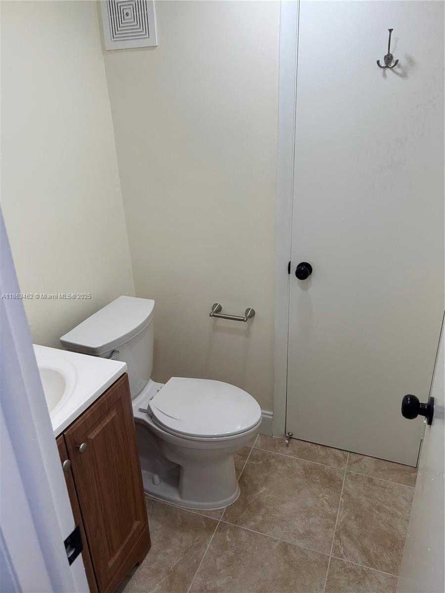 Small Image of 1051 SOUTH WEST 1ST ST #404, Miami Number 13