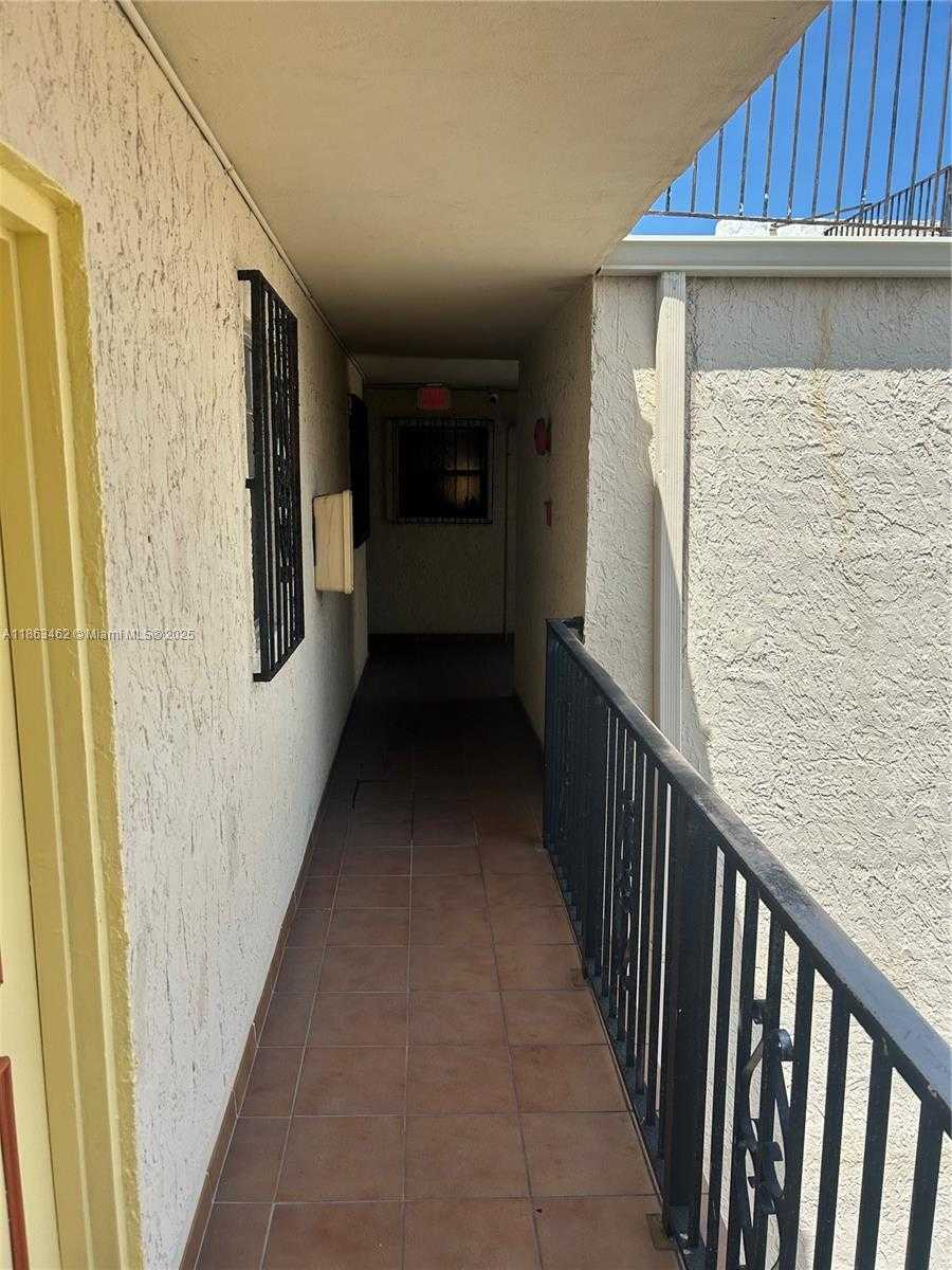 Small Image of 1051 SOUTH WEST 1ST ST #404, Miami Number 17