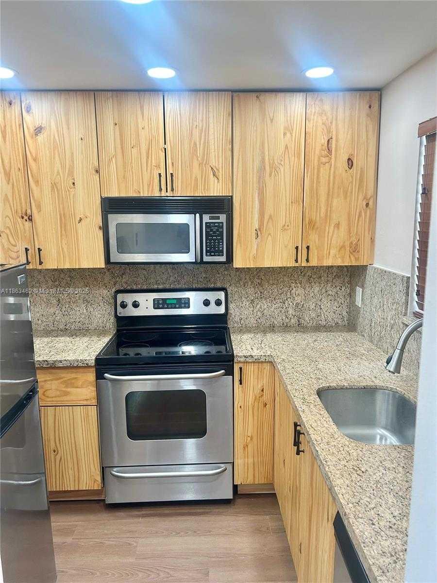 Small Image of 1051 SOUTH WEST 1ST ST #404, Miami Number 2