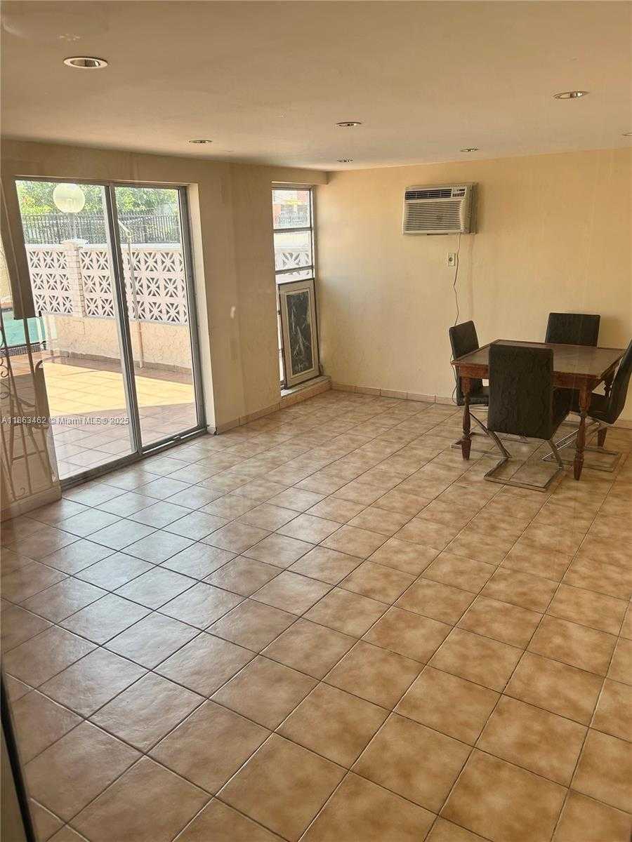Small Image of 1051 SOUTH WEST 1ST ST #404, Miami Number 20