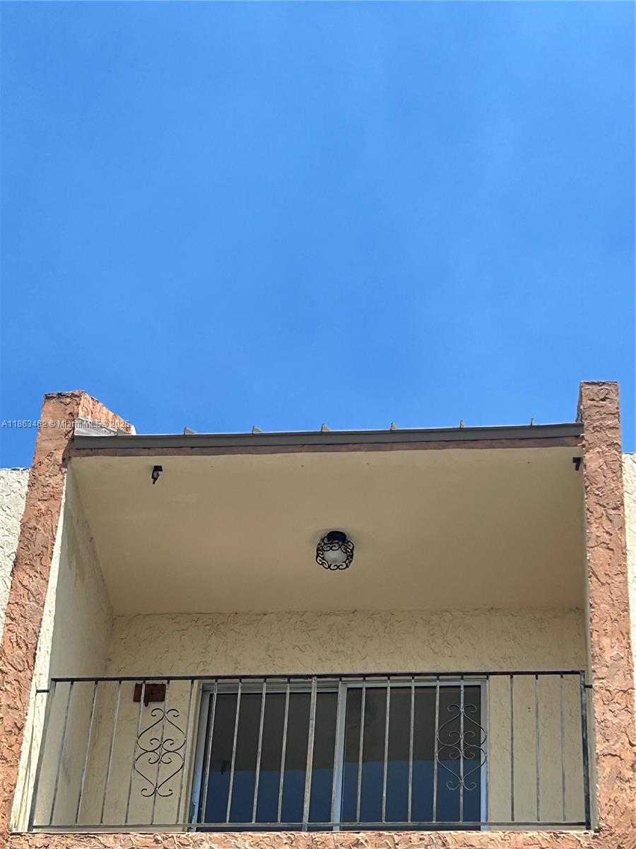Small Image of 1051 SOUTH WEST 1ST ST #404, Miami Number 23