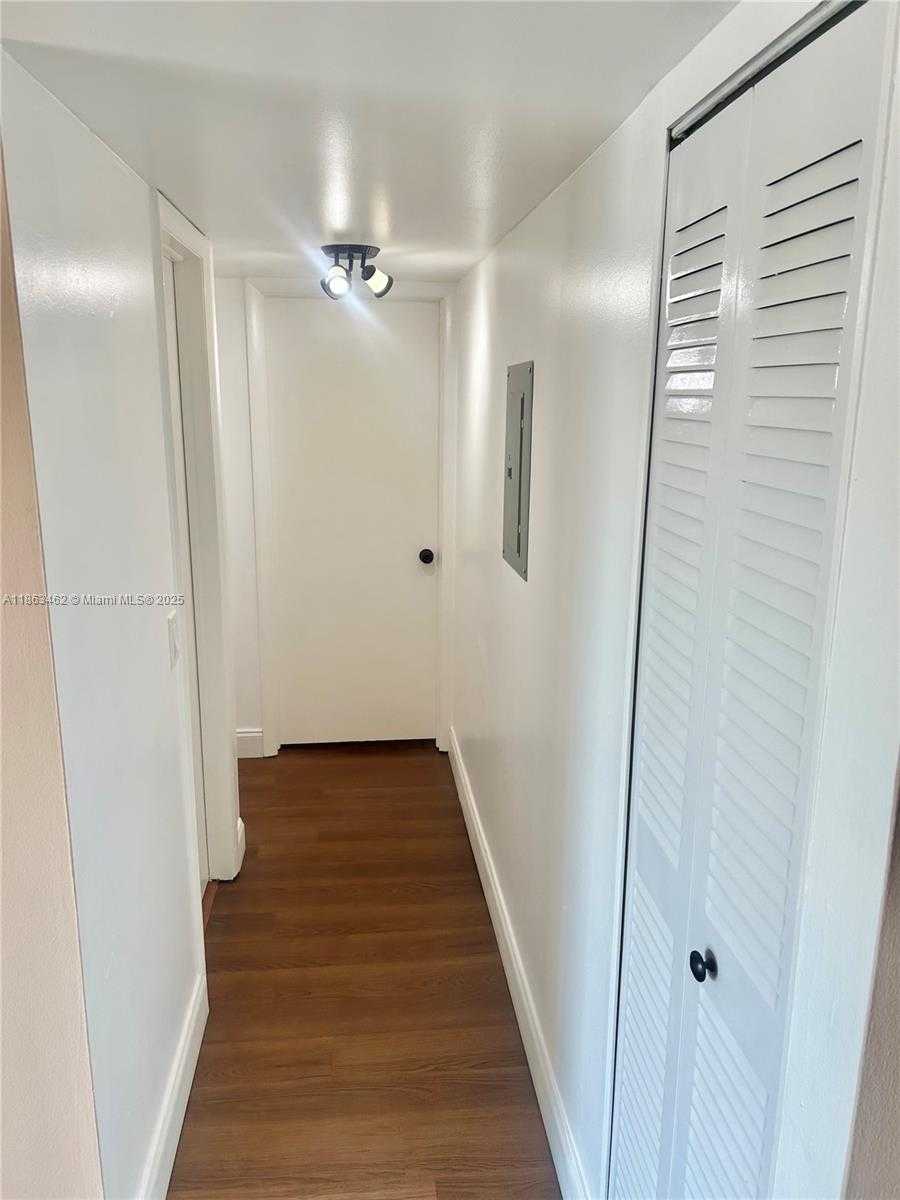 Small Image of 1051 SOUTH WEST 1ST ST #404, Miami Number 9