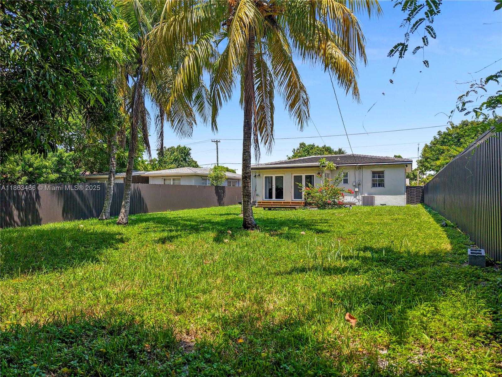 Small Image of 820 NORTH WEST 31ST AVE, Miami Number 16