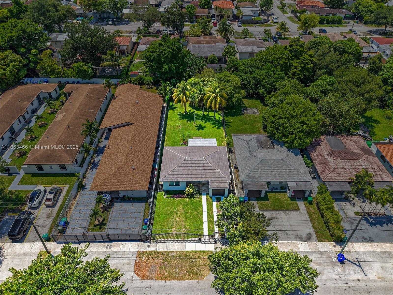 Small Image of 820 NORTH WEST 31ST AVE, Miami Number 18