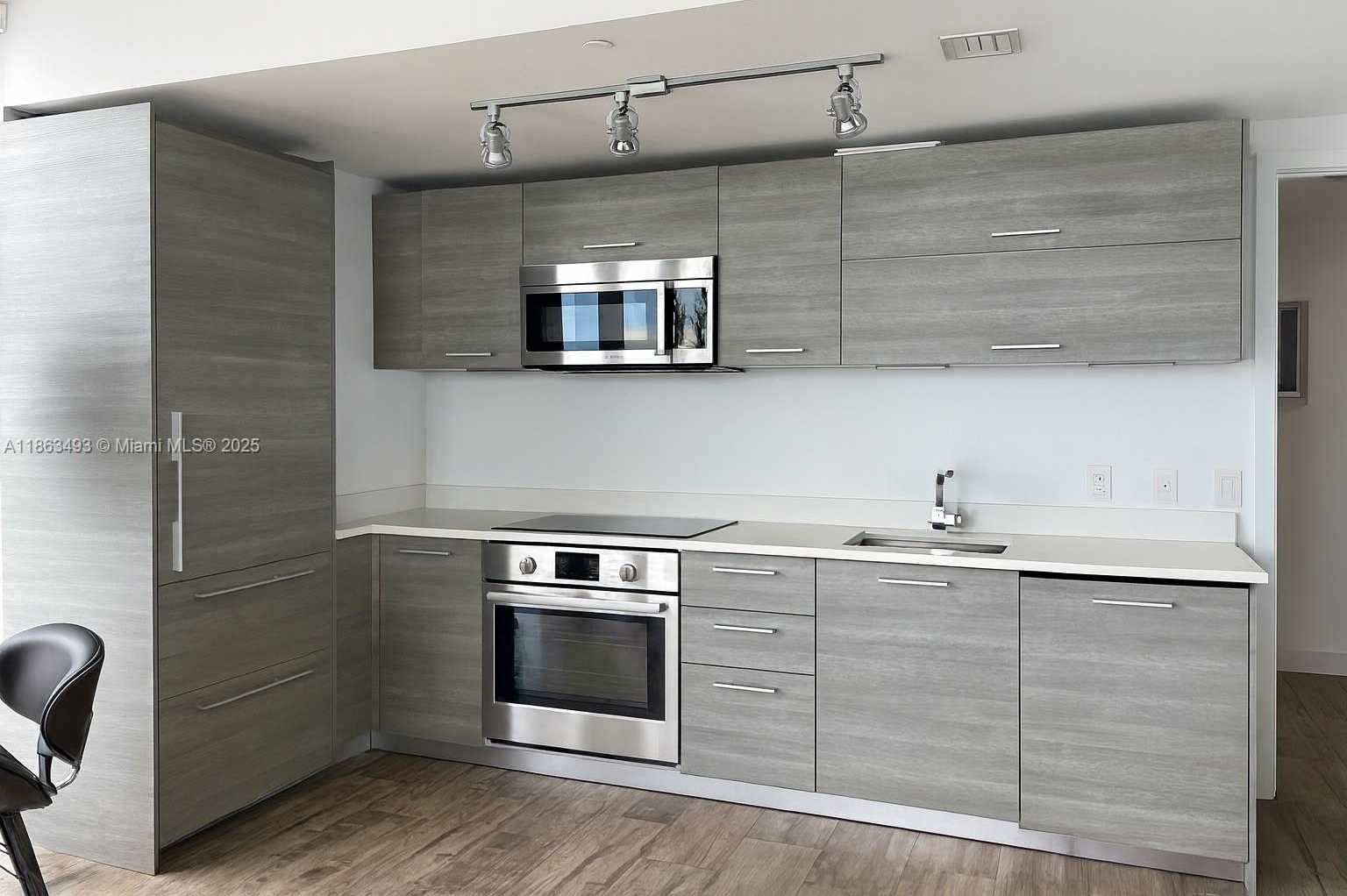 Small Image of 650 NORTH EAST 32ND ST #3908, Miami Number 3