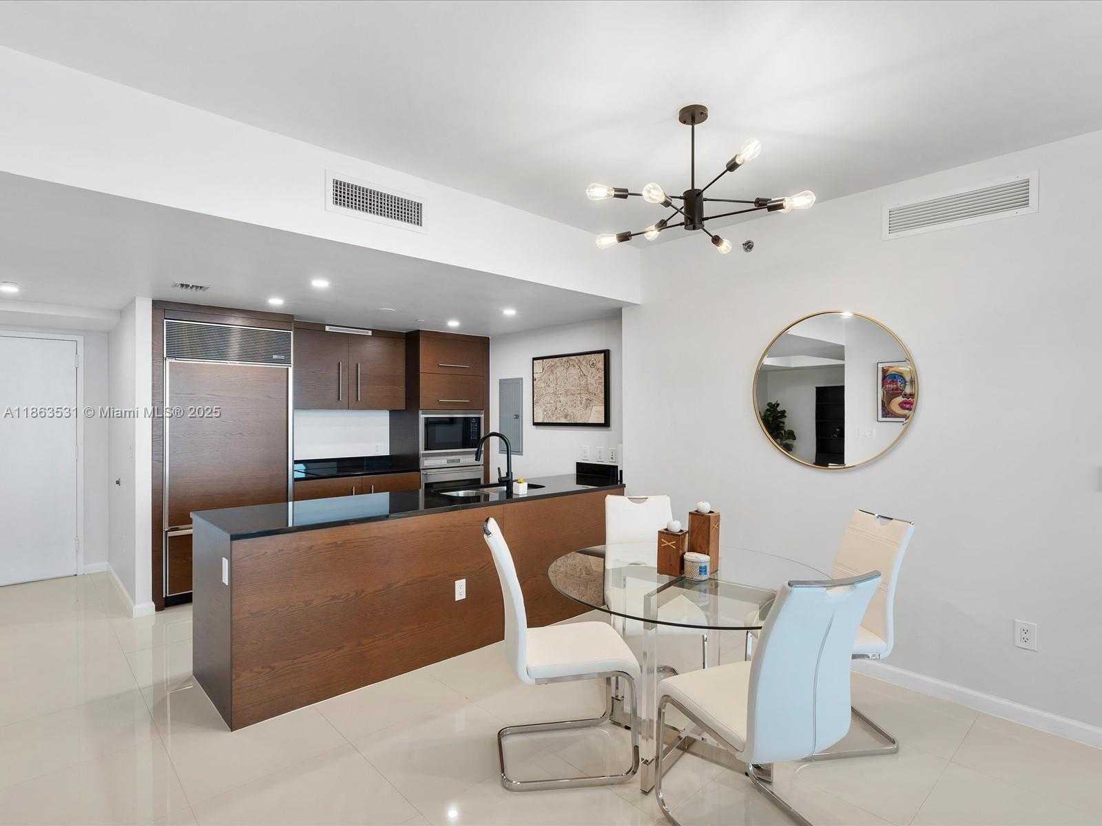 Small Image of 465 BRICKELL AVE #4605, Miami Number 10