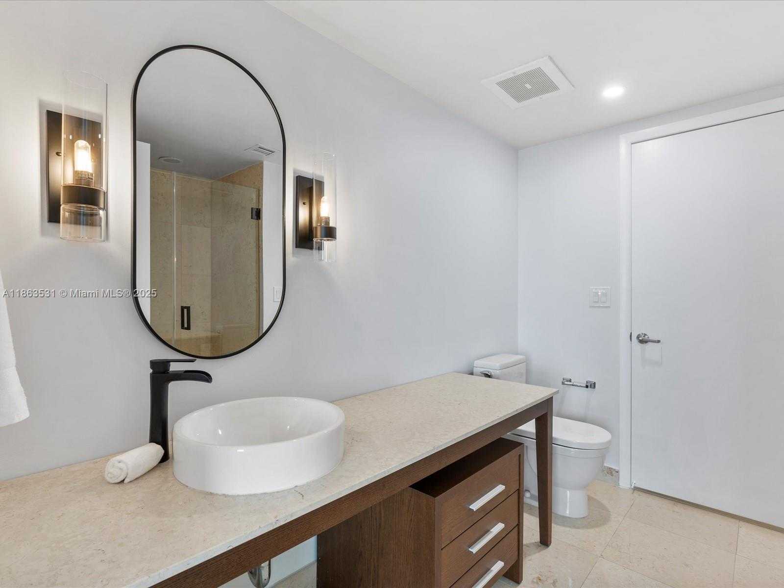 Small Image of 465 BRICKELL AVE #4605, Miami Number 26