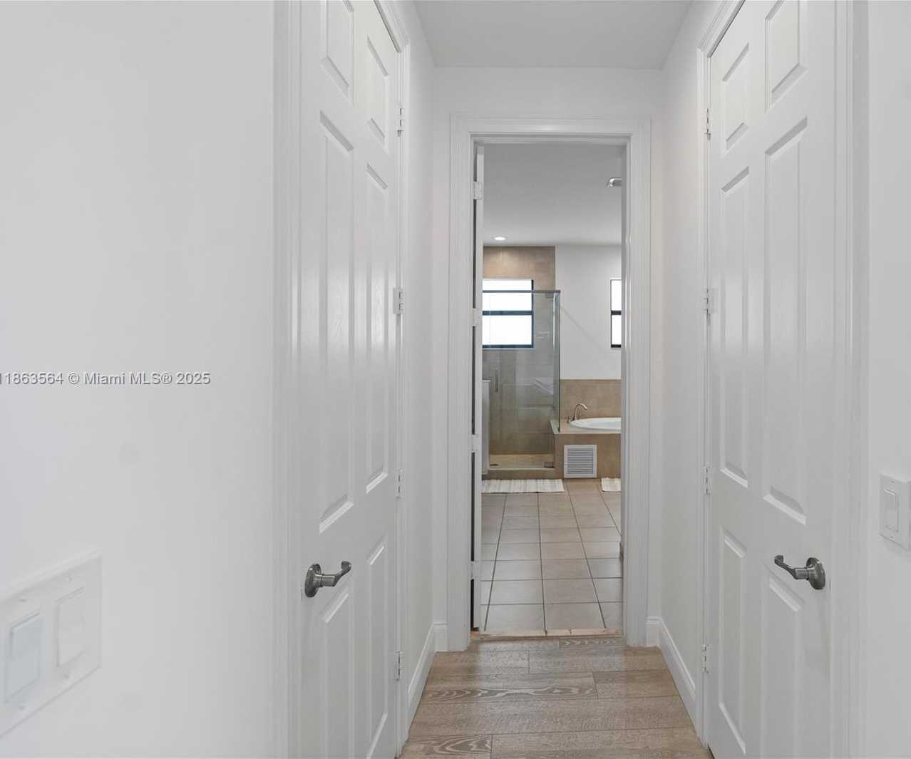 Small Image of 9974 NORTH WEST 86TH TER, Doral Number 38