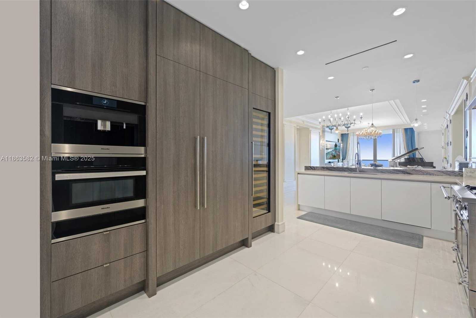 Small Image of 17901 COLLINS AVE #2702, Sunny Isles Beach Number 6