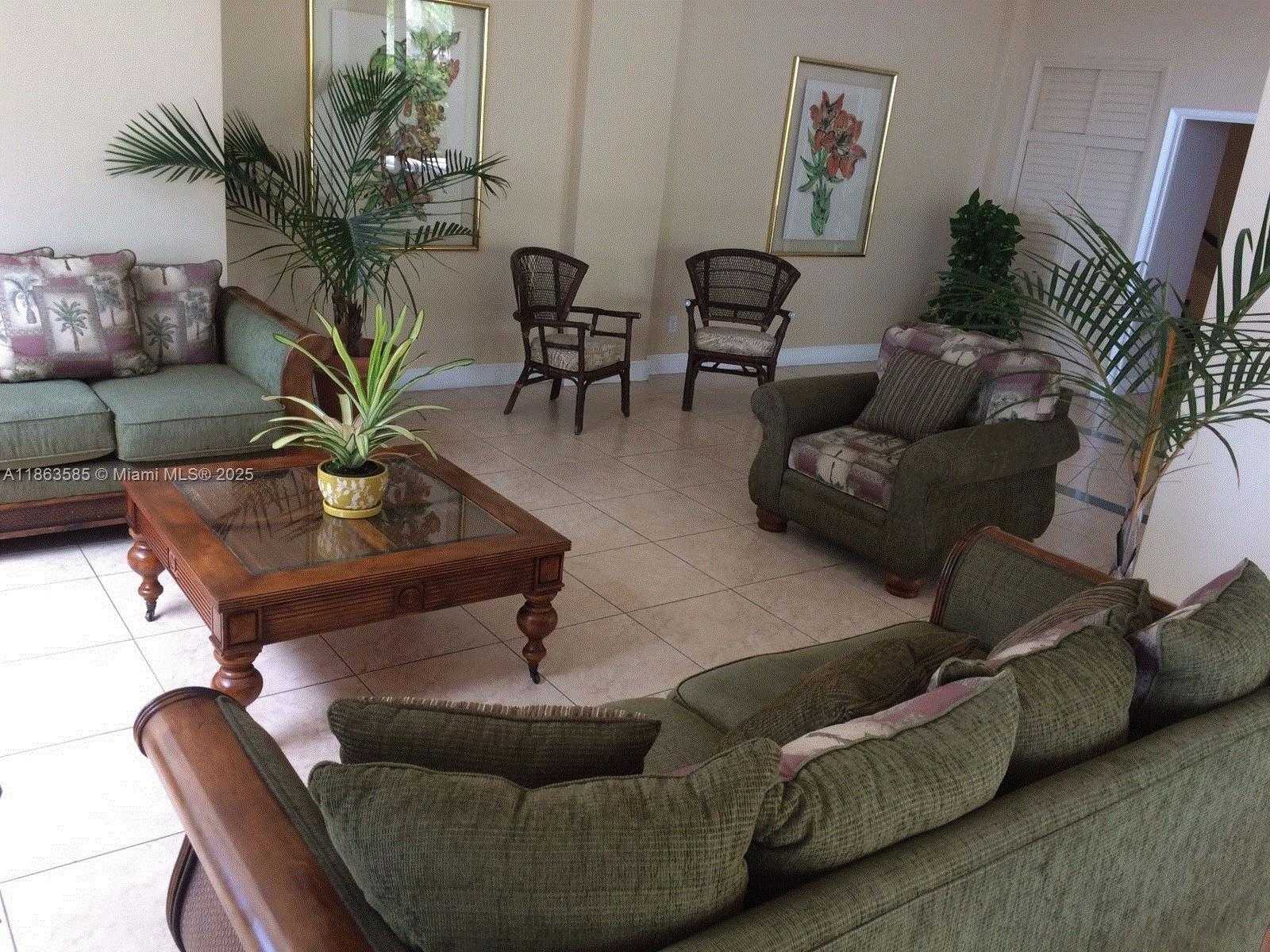 Small Image of 1430 BRICKELL BAY DR #301, Miami Number 14