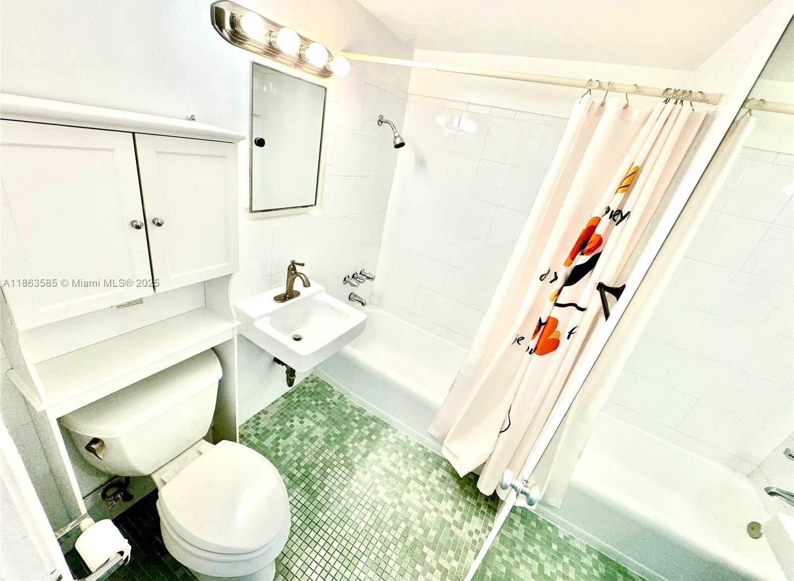 Small Image of 1430 BRICKELL BAY DR #301, Miami Number 9