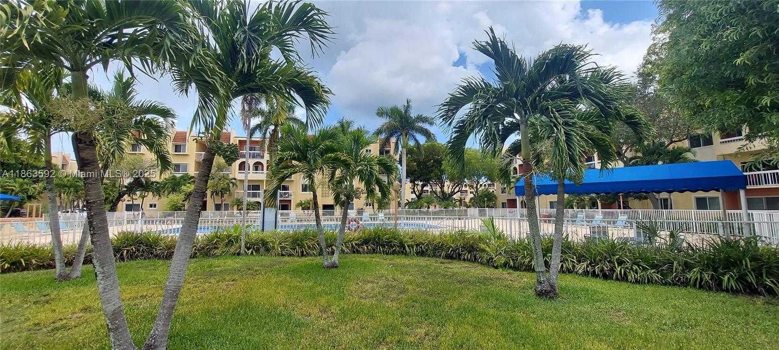 Small Image of 7850 CAMINO REAL #O-318, Miami Number 19