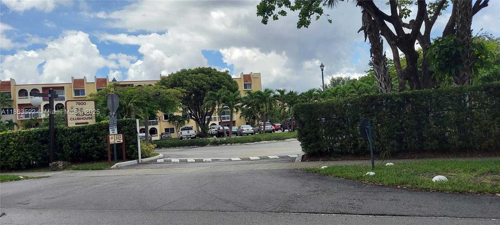 Small Image of 7850 CAMINO REAL #O-318, Miami Number 26