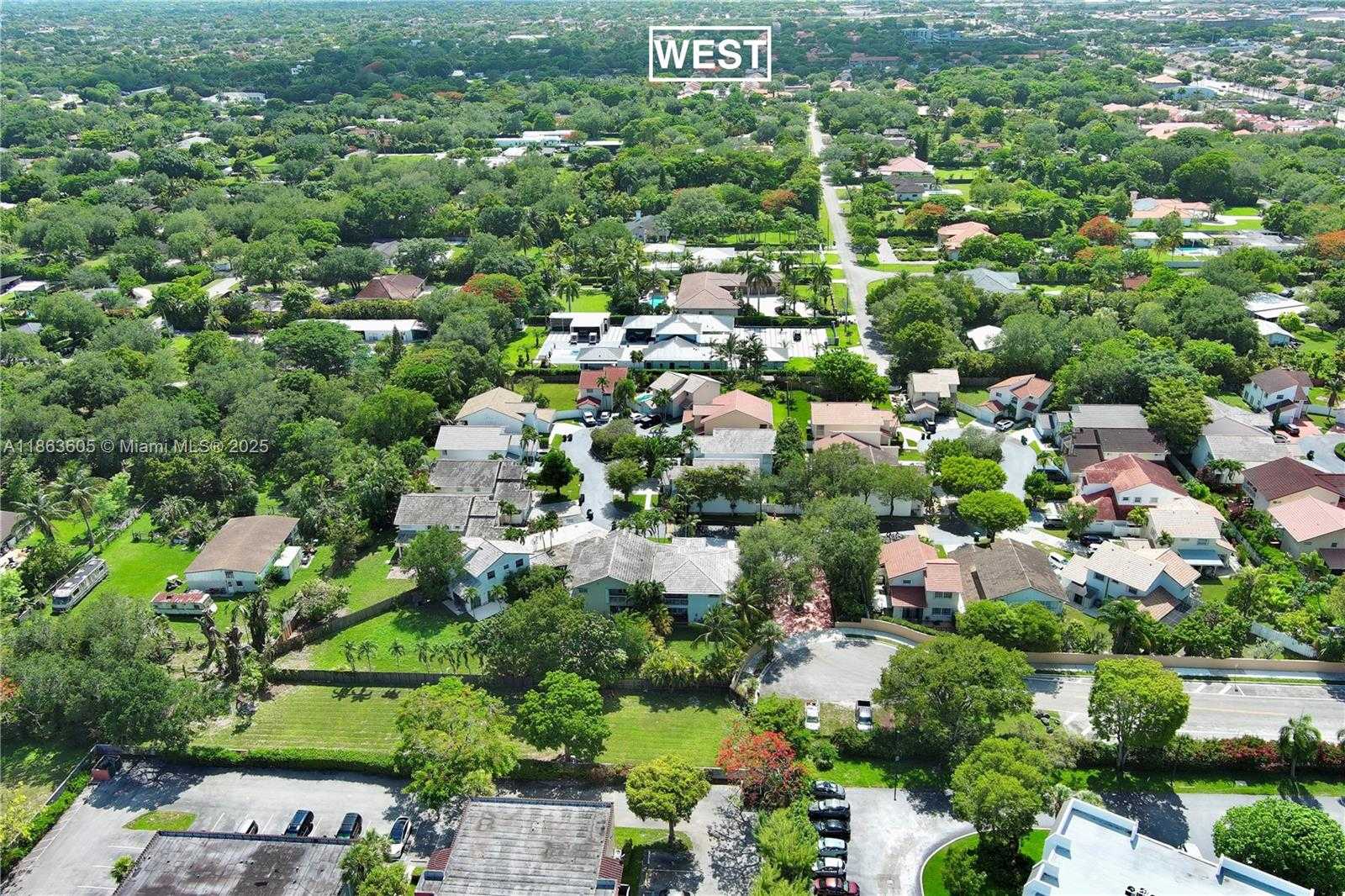 Small Image of 10834 NORTH KENDALL DR #X14, Miami Number 16