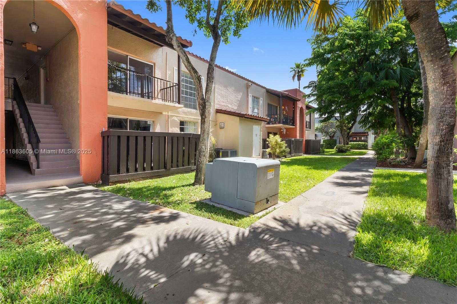 Small Image of 10834 NORTH KENDALL DR #X14, Miami Number 2