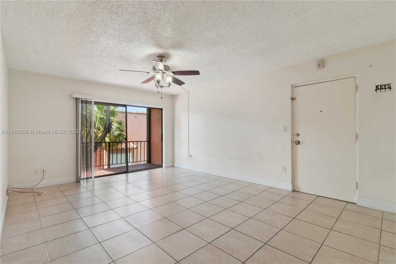 Small Image of 10834 NORTH KENDALL DR #X14, Miami Number 5