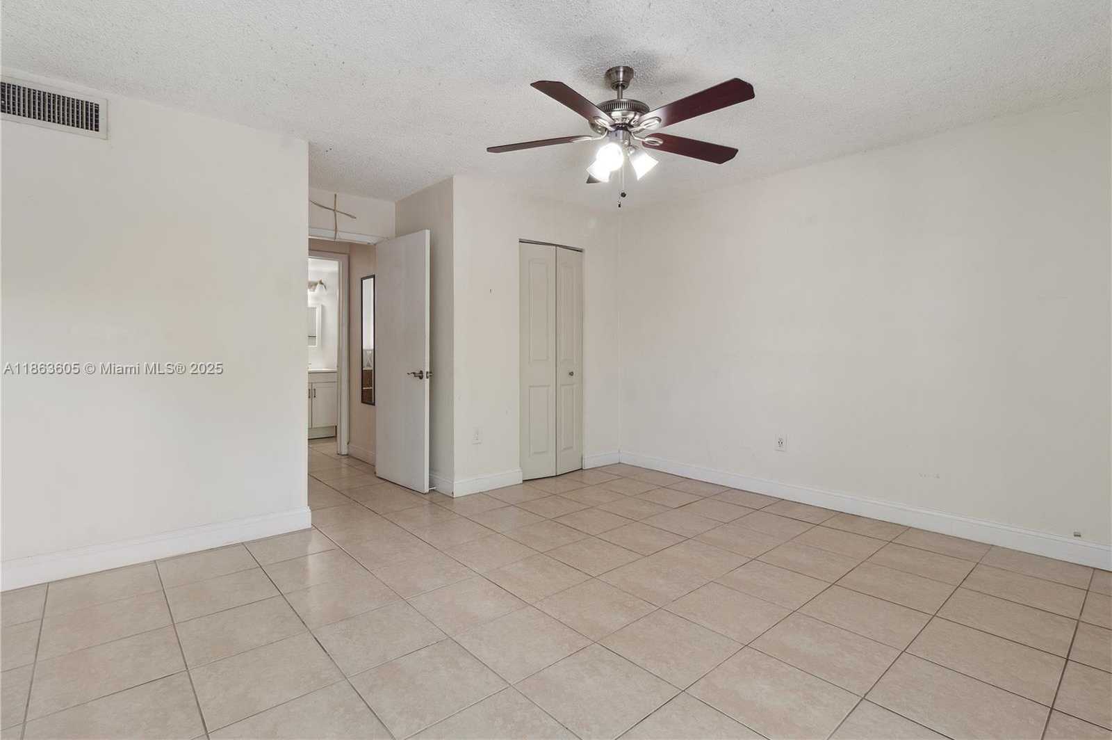 Small Image of 10834 NORTH KENDALL DR #X14, Miami Number 6